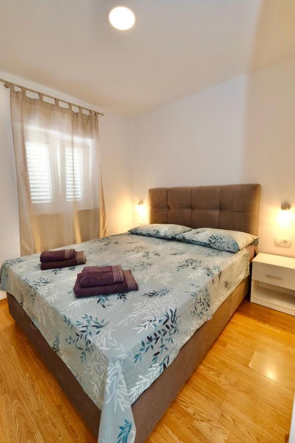 Apartment Smile Solin Exterior photo
