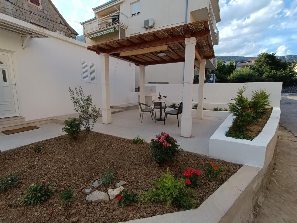 Apartment Smile Solin Exterior photo
