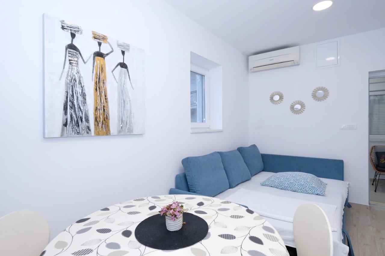 Apartment Smile Solin Exterior photo